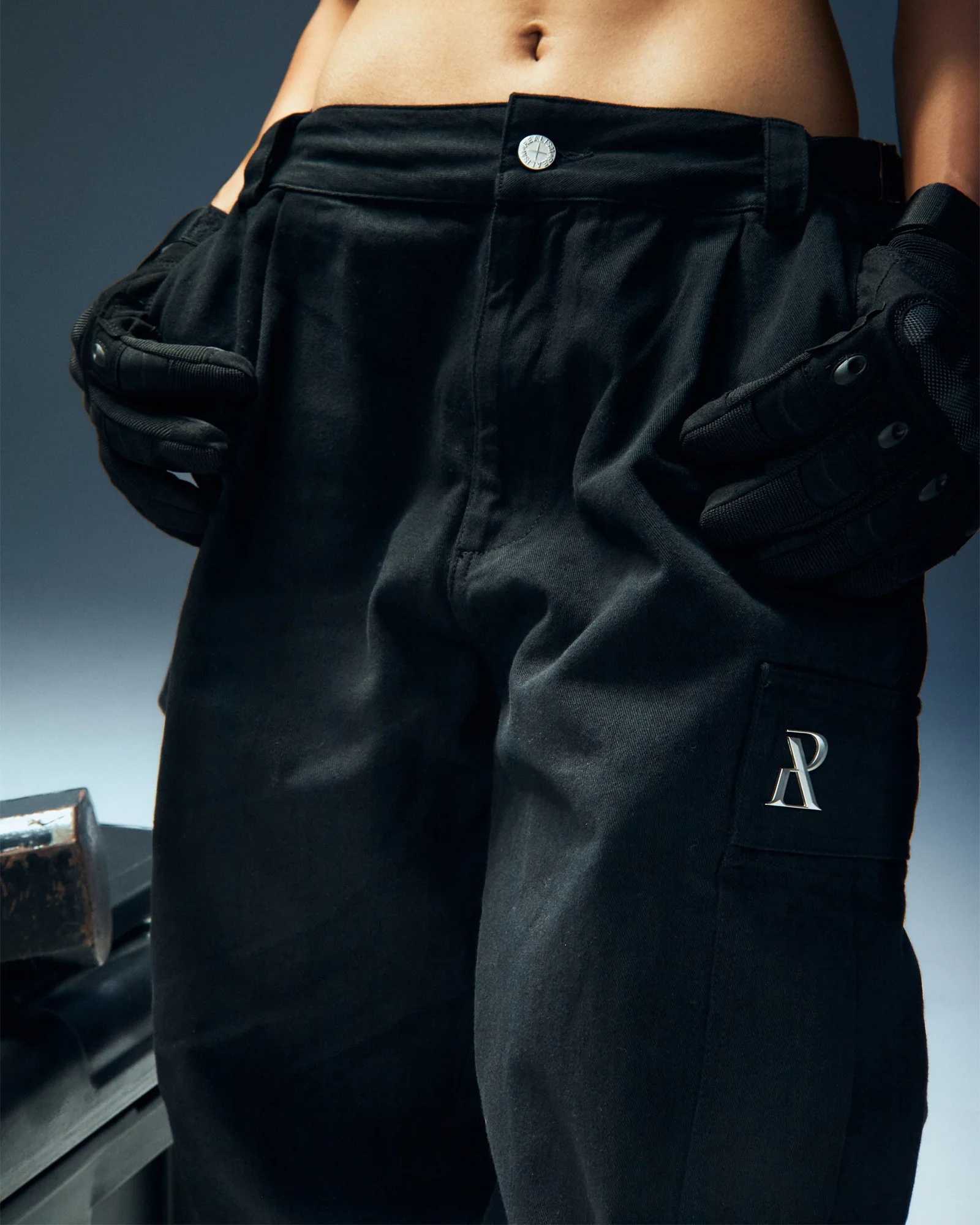 ALLOY CARGO PANTS BLACK - Image 6