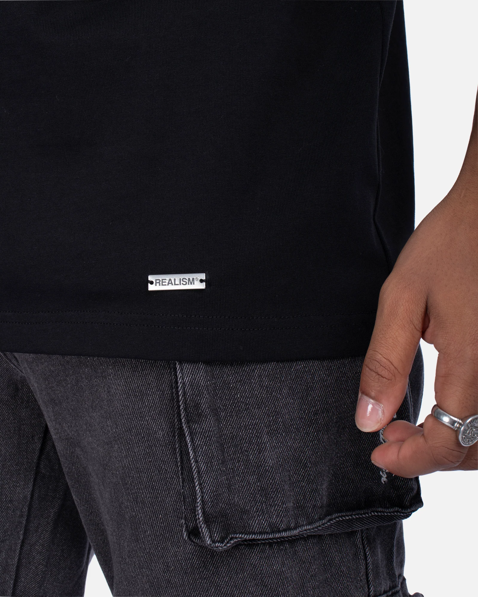 DOVE LOGO TEE MONOCHROME - Image 8