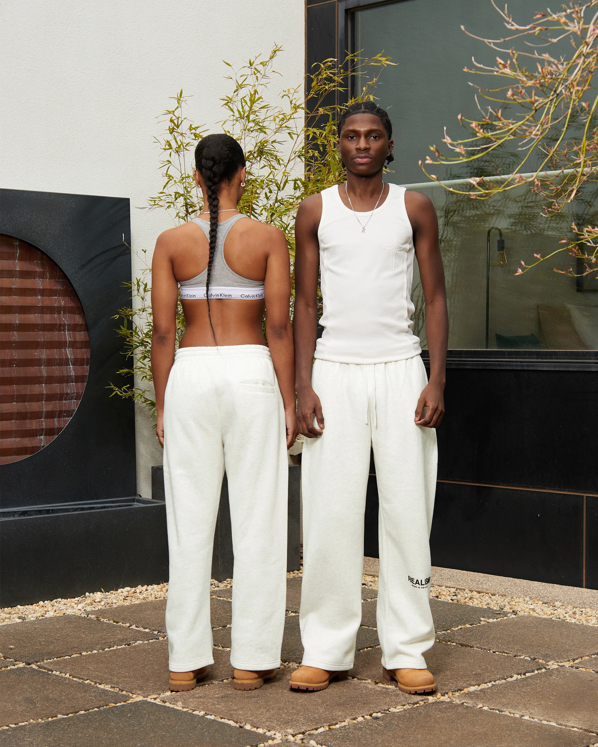 HEAVEN LOGO SWEATPANTS OPEN LEG OATMEAL - Image 4