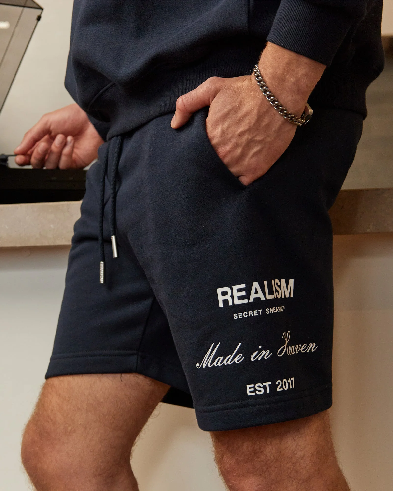 RADIANT SHORTS ROYAL NAVY - Image 3