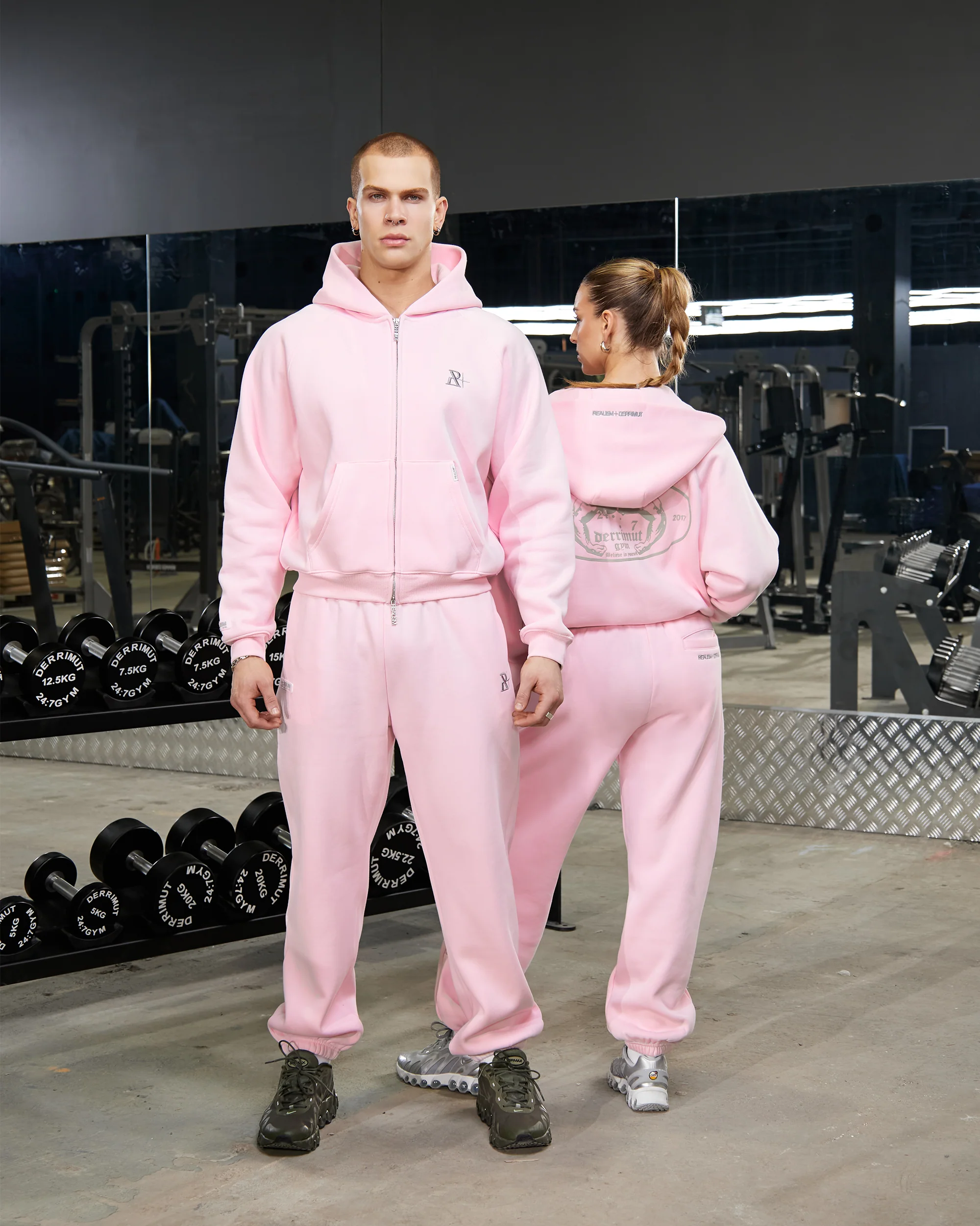 REALISM X DERRIMUT GYM OLD SCHOOL ECHO SWEATPANTS BABY PINK - Image 3
