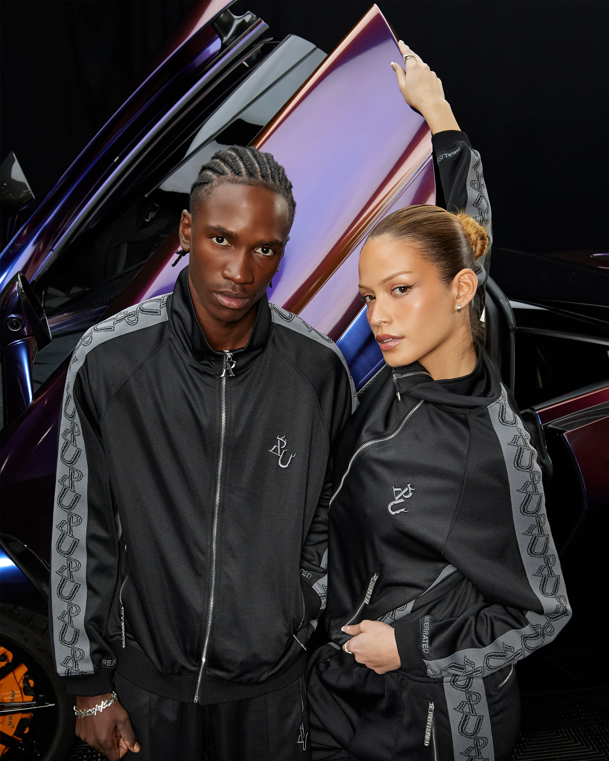 REALISM X UNDERRATED RUN LINE TRACK JACKET BLACK - Image 5